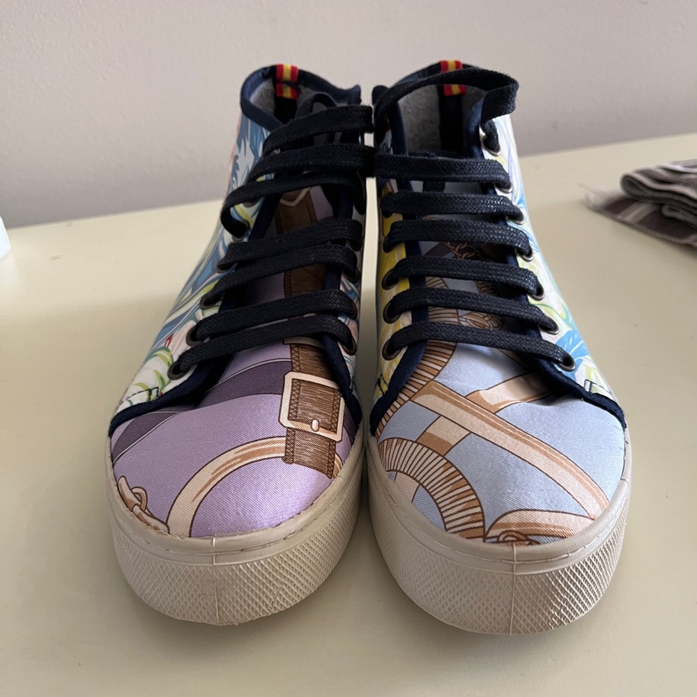 Respoke Hermes sneakers